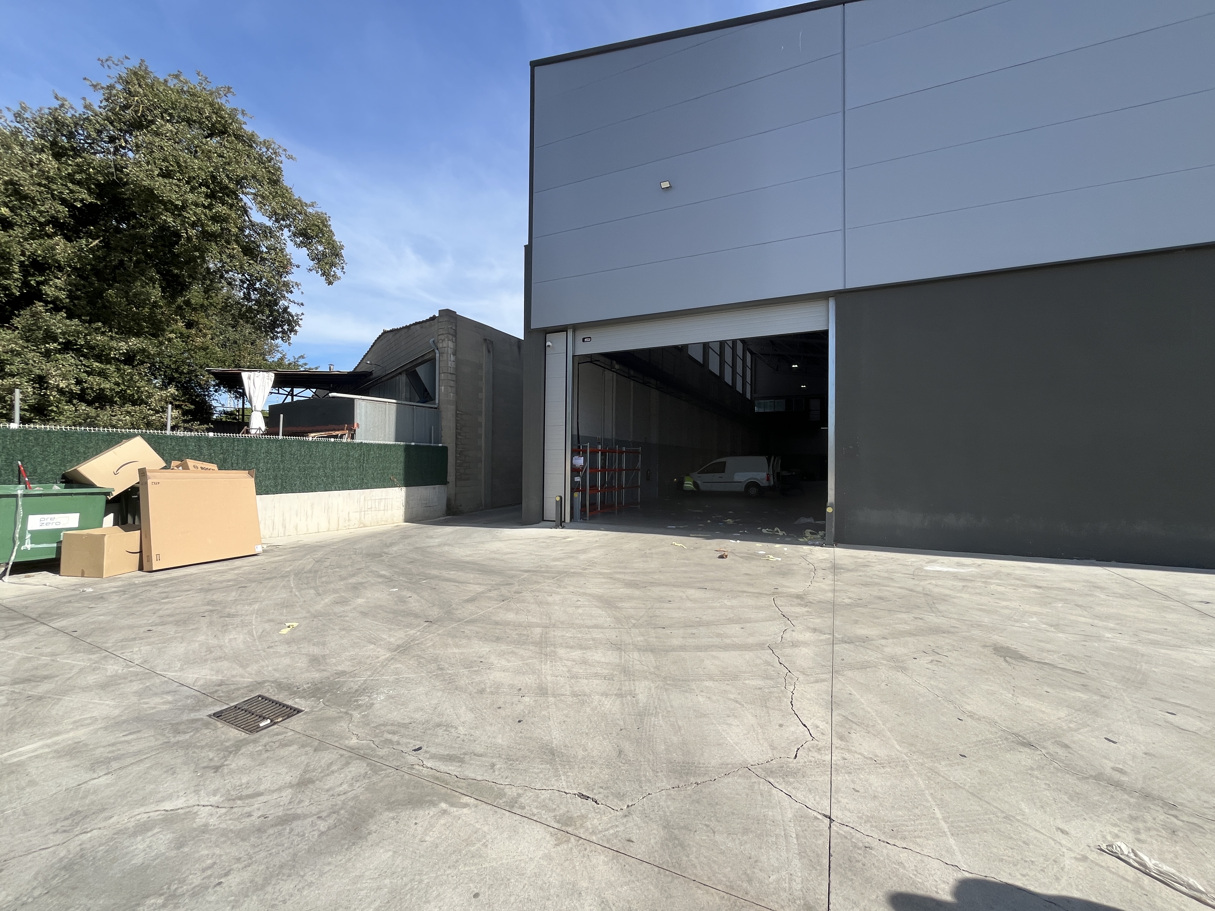 nave-industrial en riudellots-de-la-selva ·  €