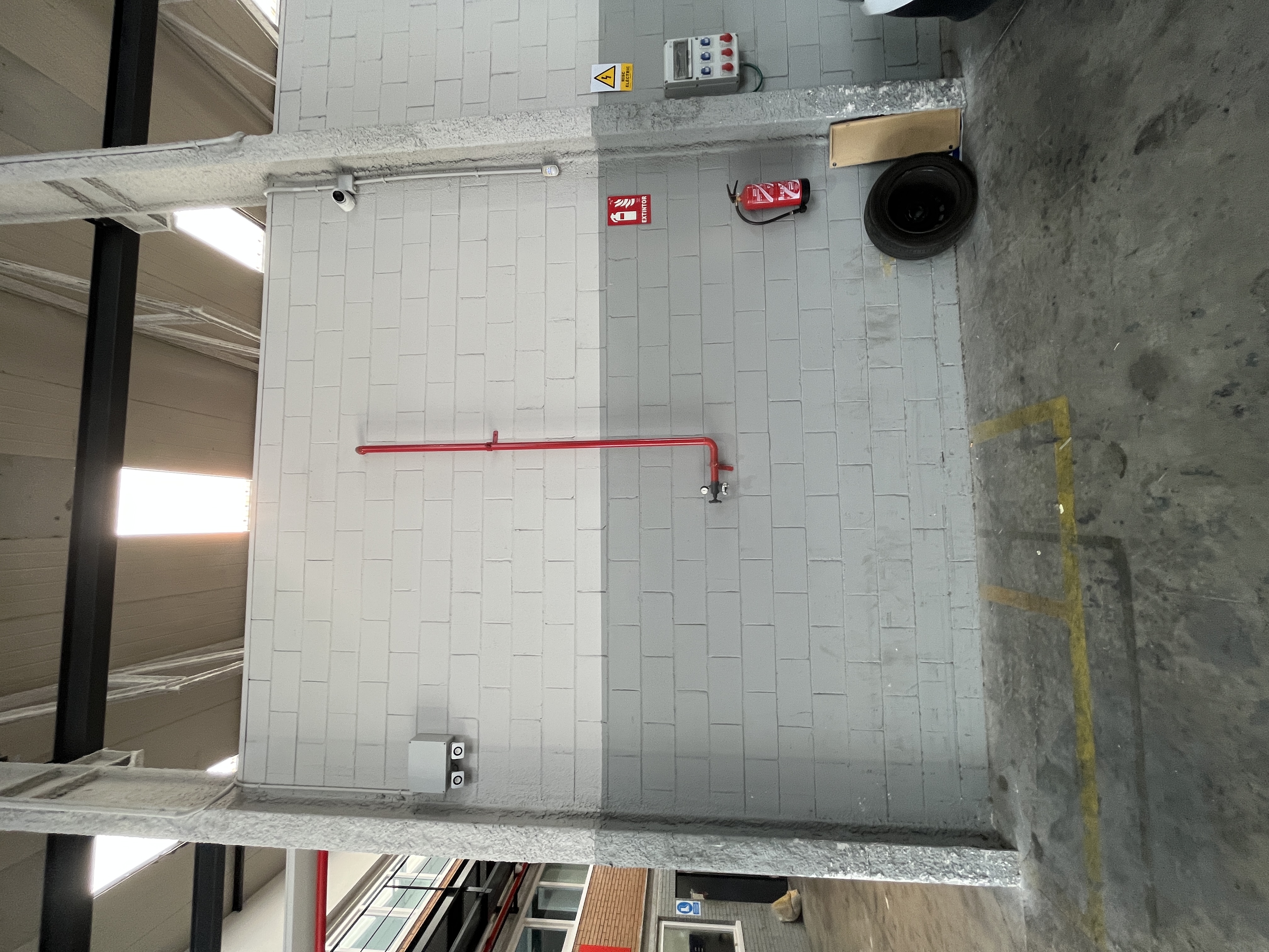 nave-industrial en riudellots-de-la-selva ·  €
