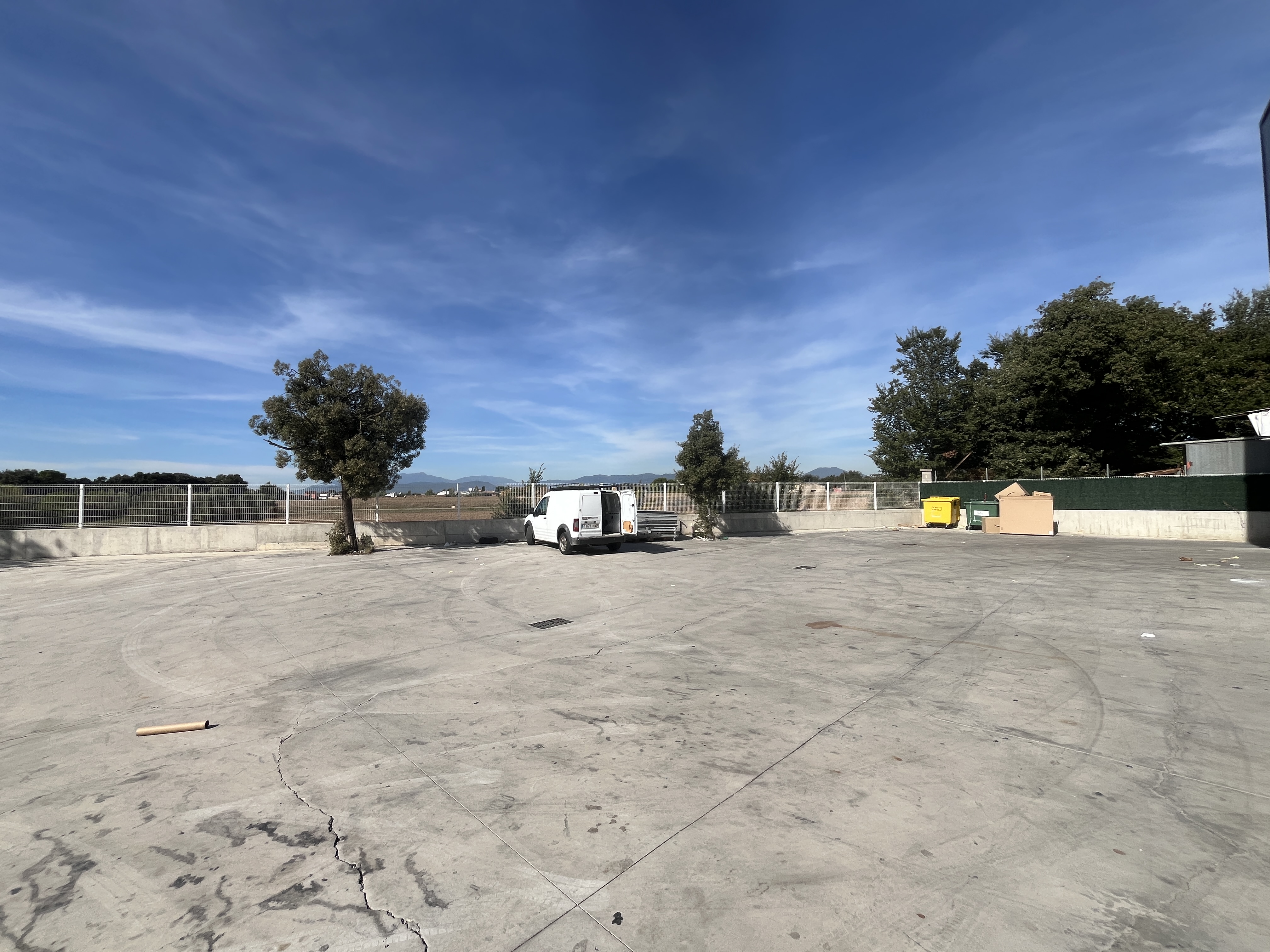 nave-industrial en riudellots-de-la-selva ·  €