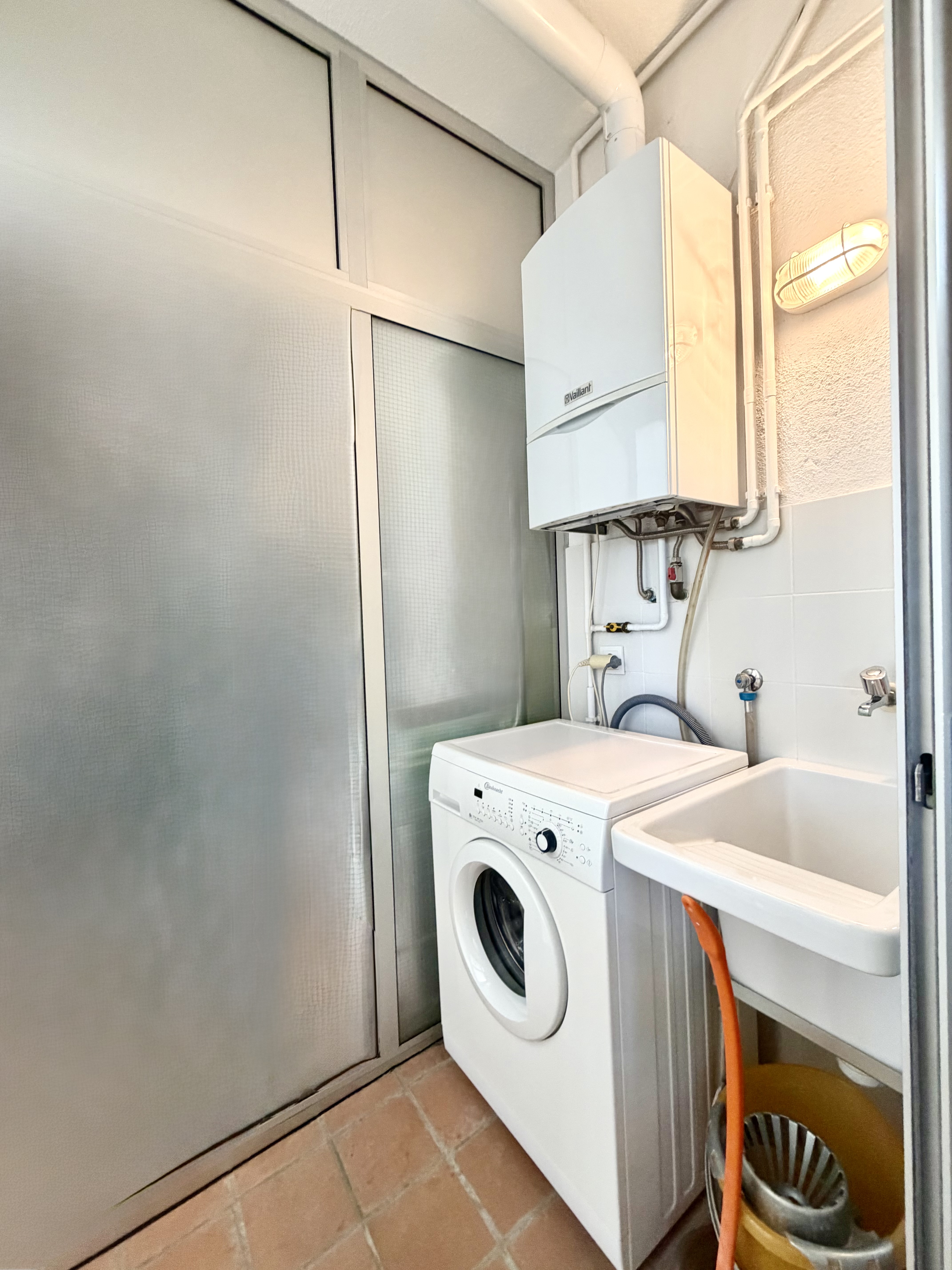 Piso en venta  La Granada, Barcelona  26/33