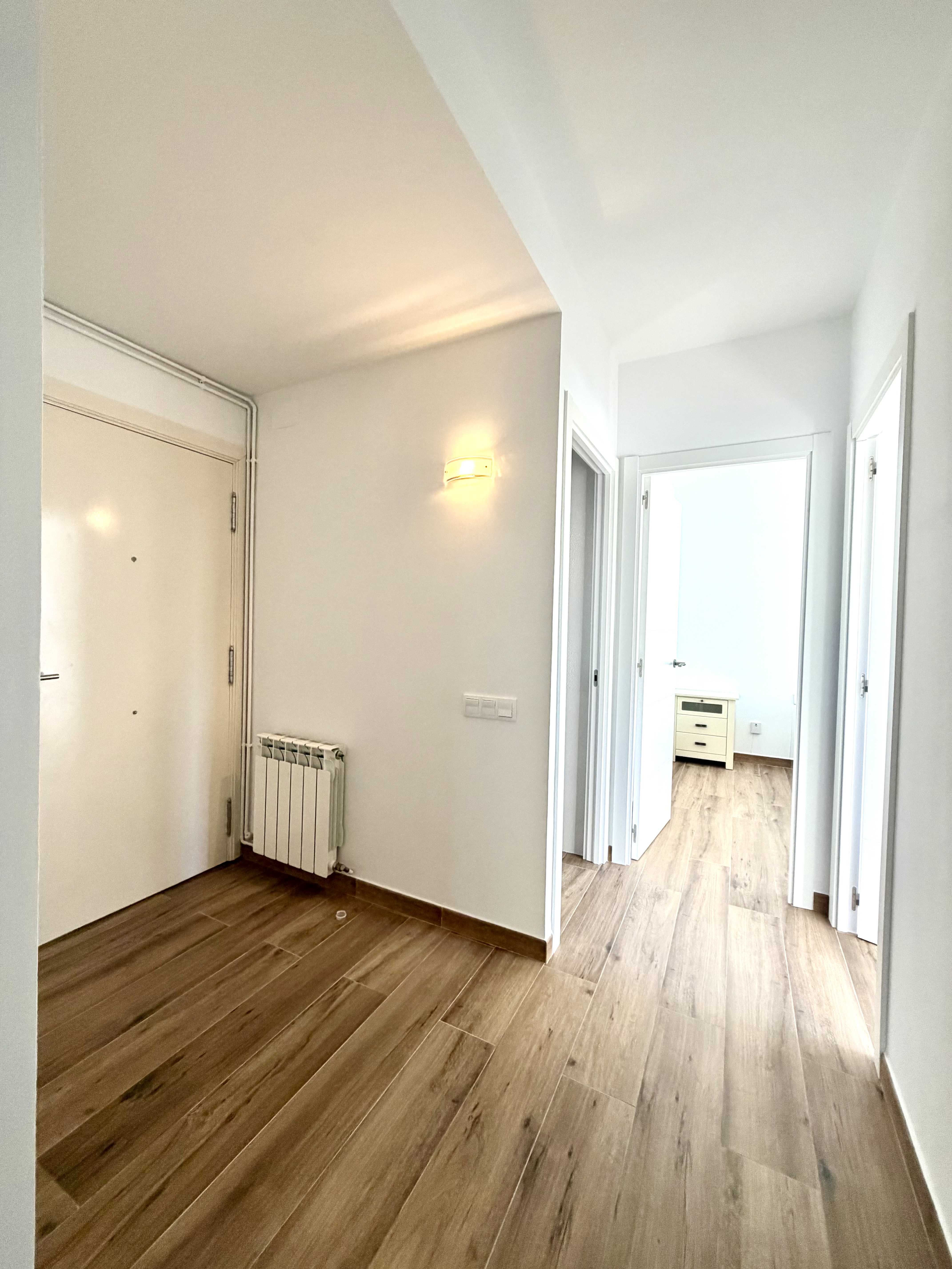 Piso en venta  La Granada, Barcelona  3/33