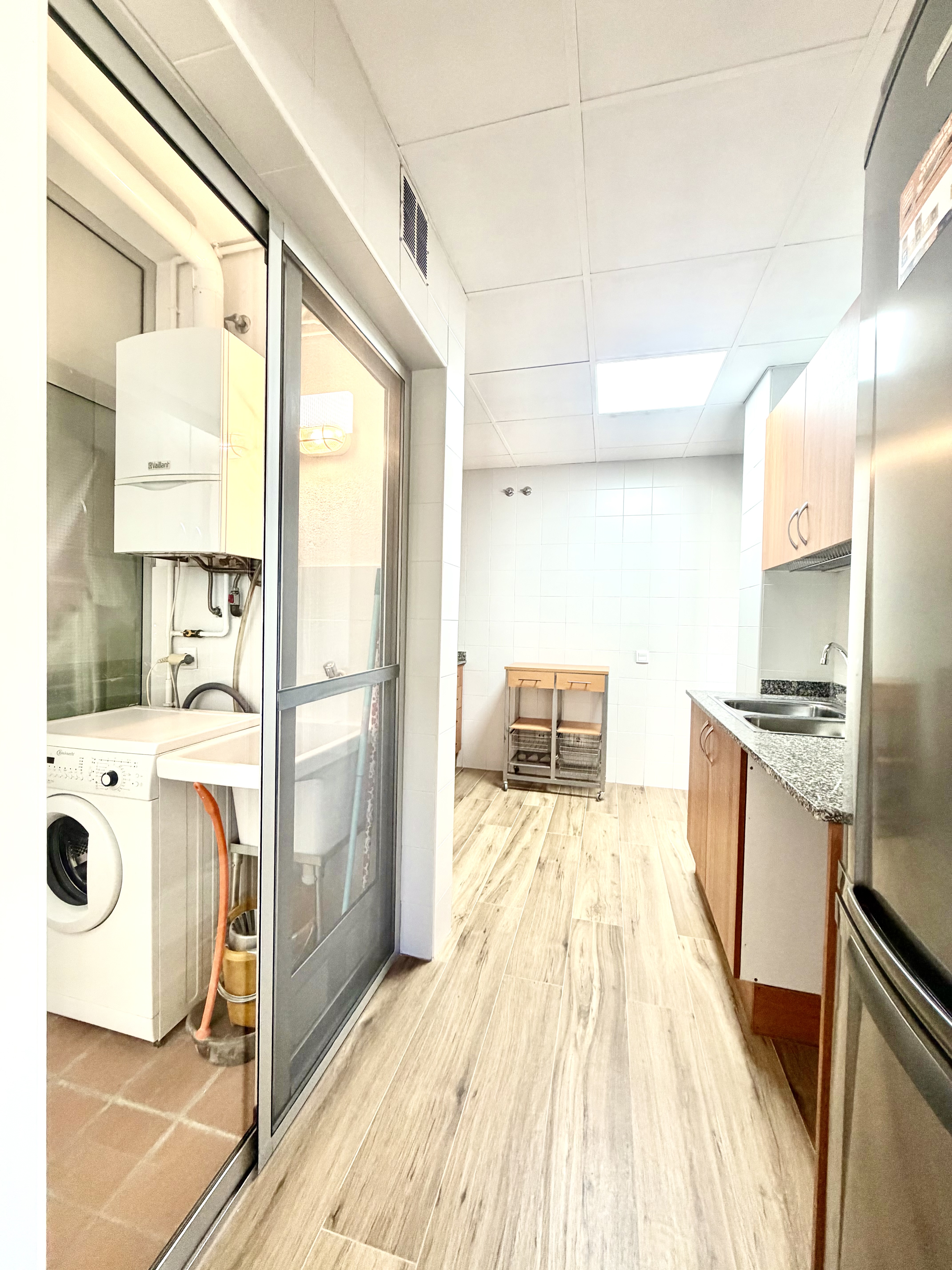 Piso en venta  La Granada, Barcelona  25/33
