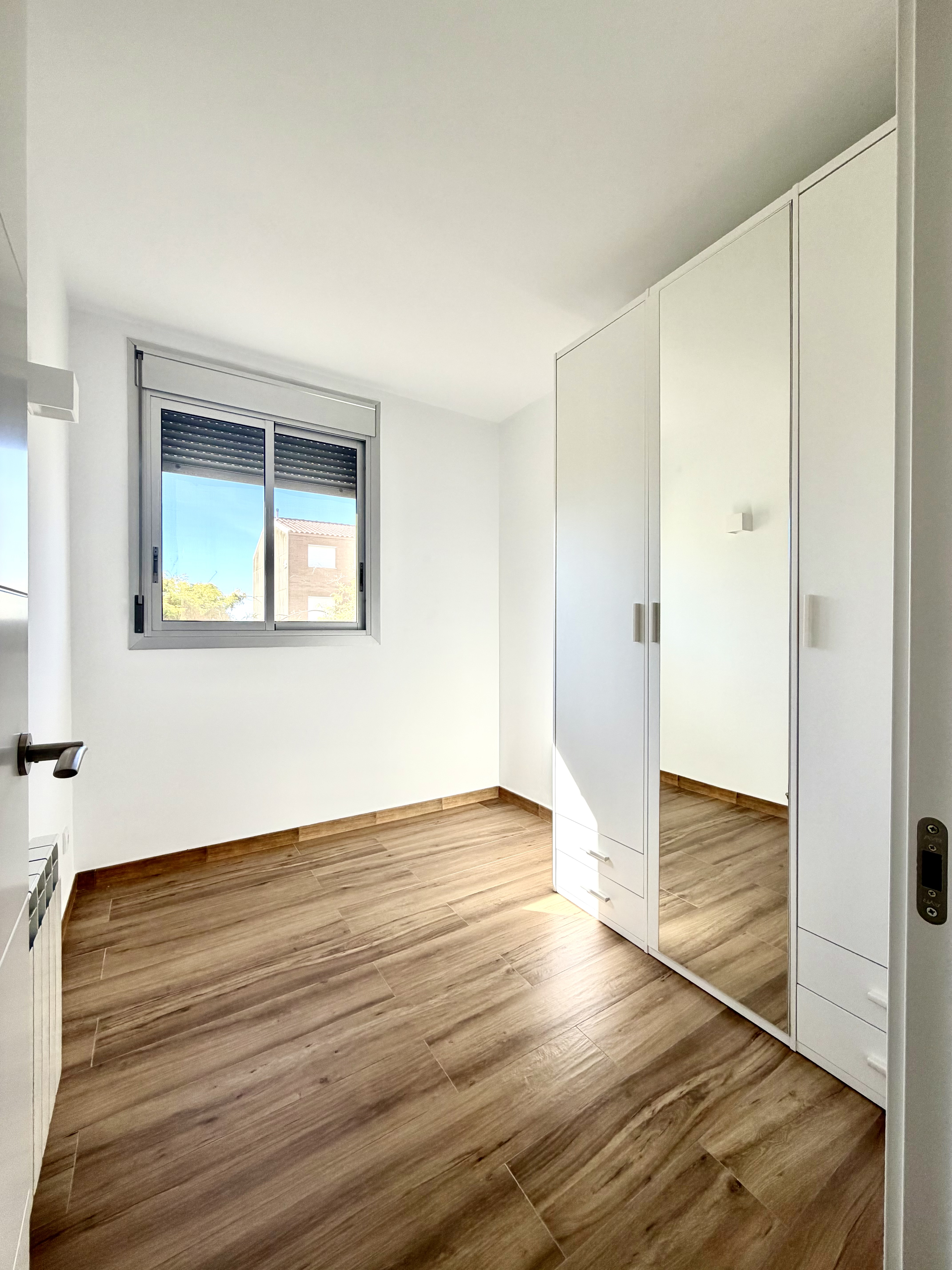 Piso en venta  La Granada, Barcelona  12/33