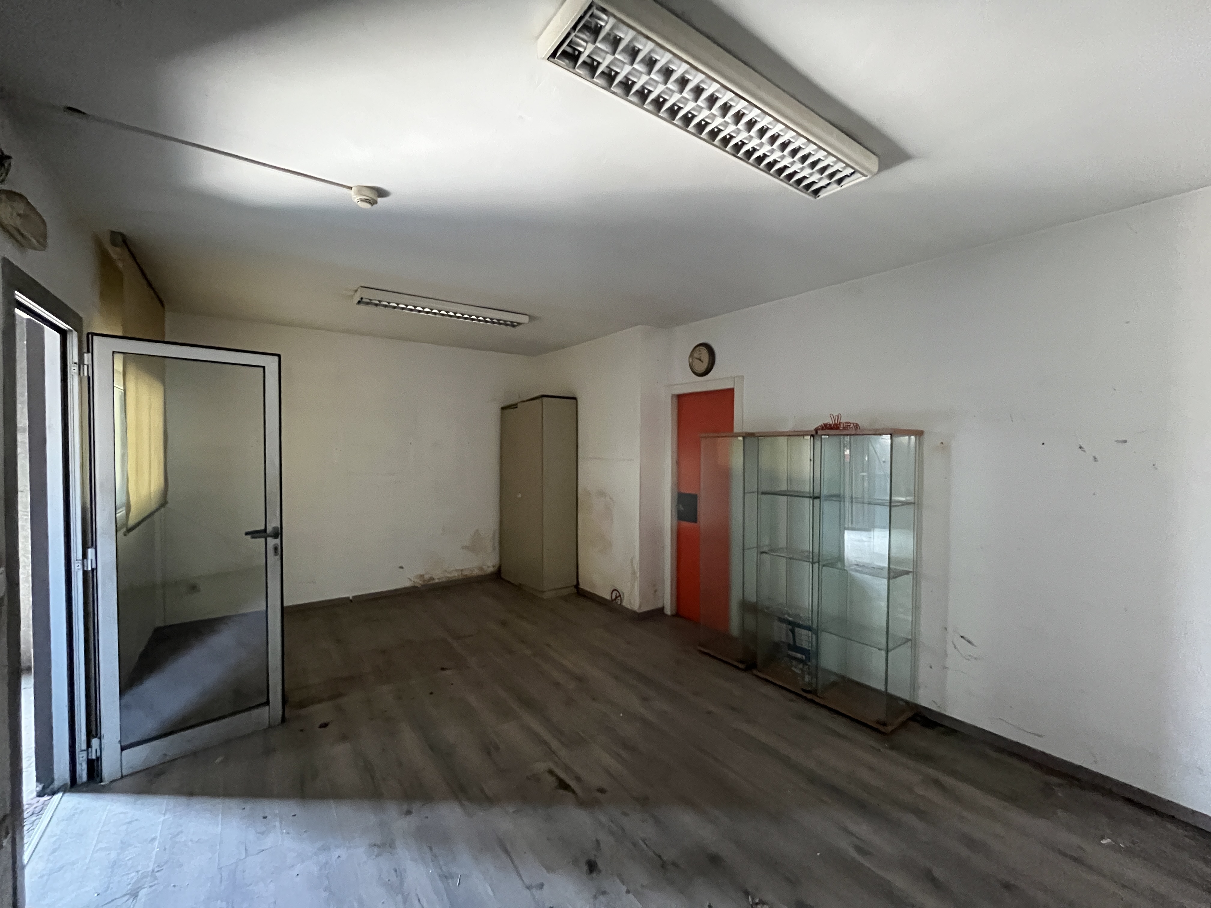 nave-industrial en sils ·  260000€