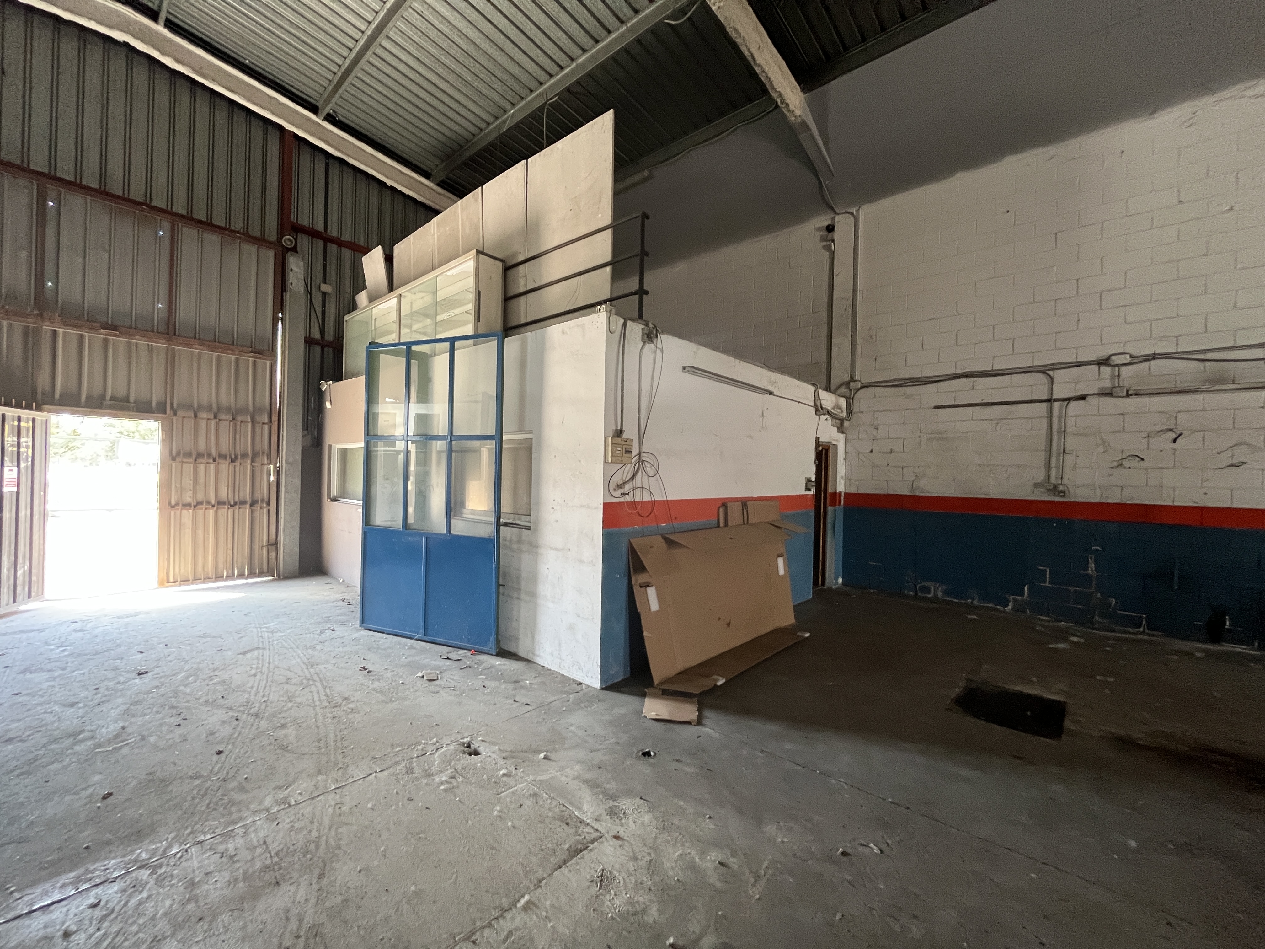 nave-industrial en sils ·  260000€
