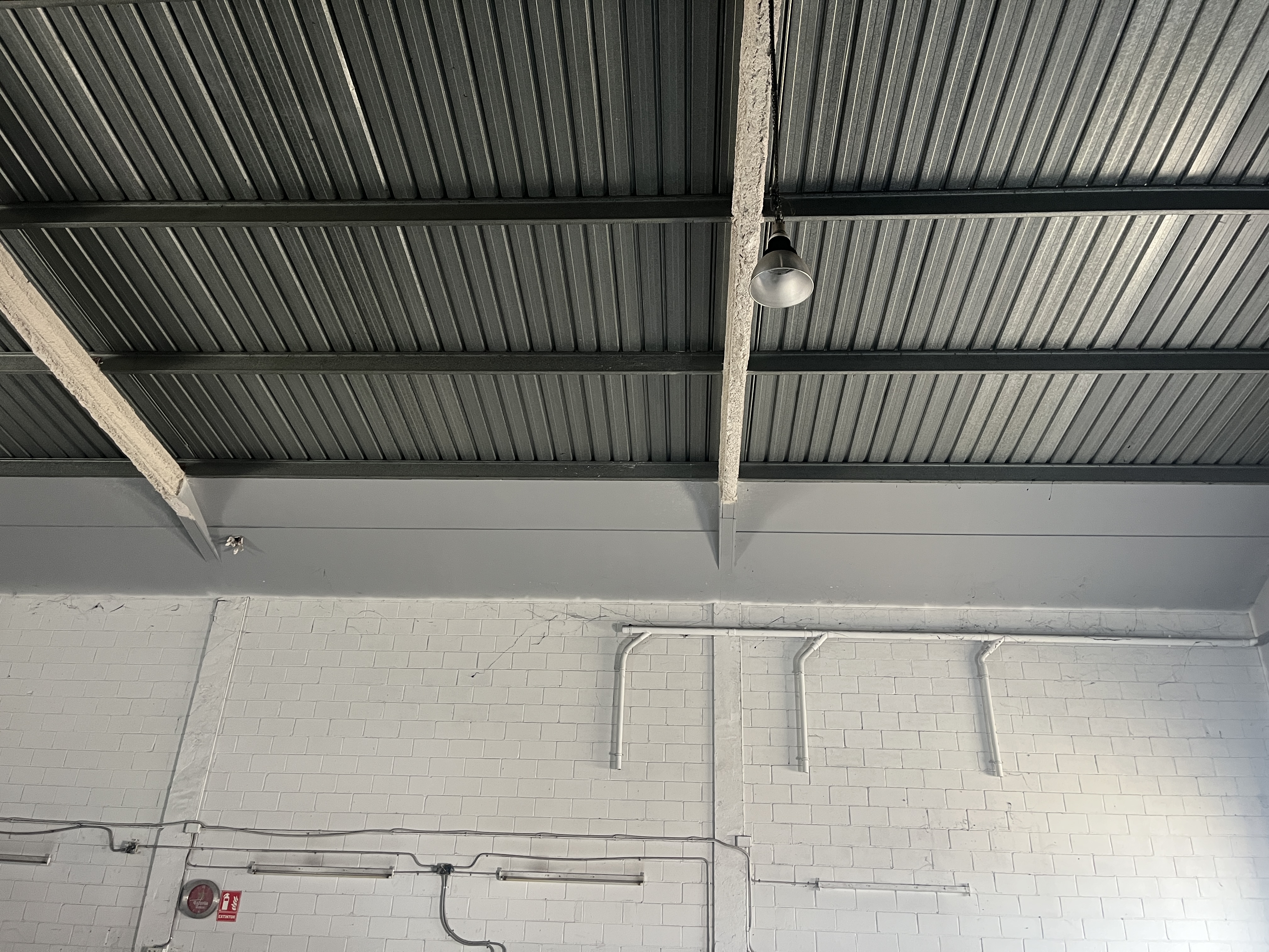 nave-industrial en sils ·  260000€