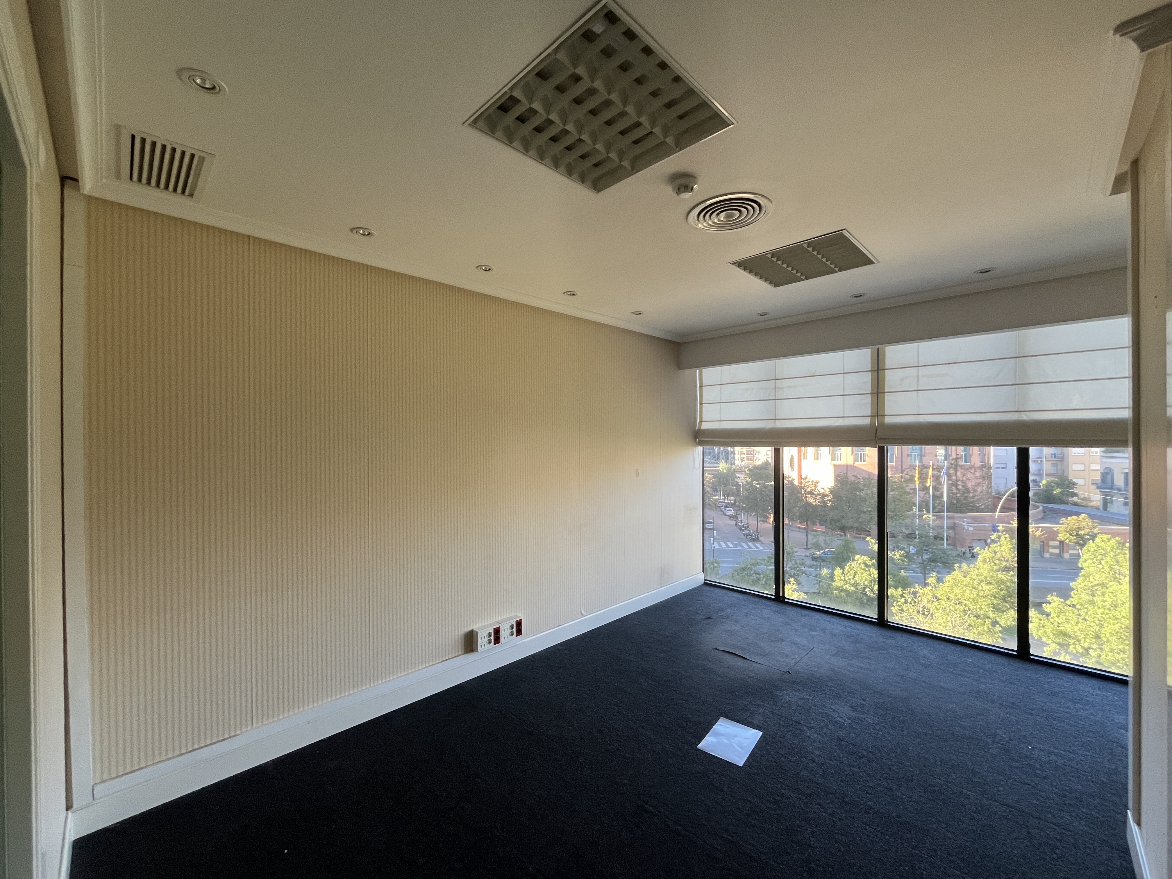 oficines en girona · girona-centre 2800€