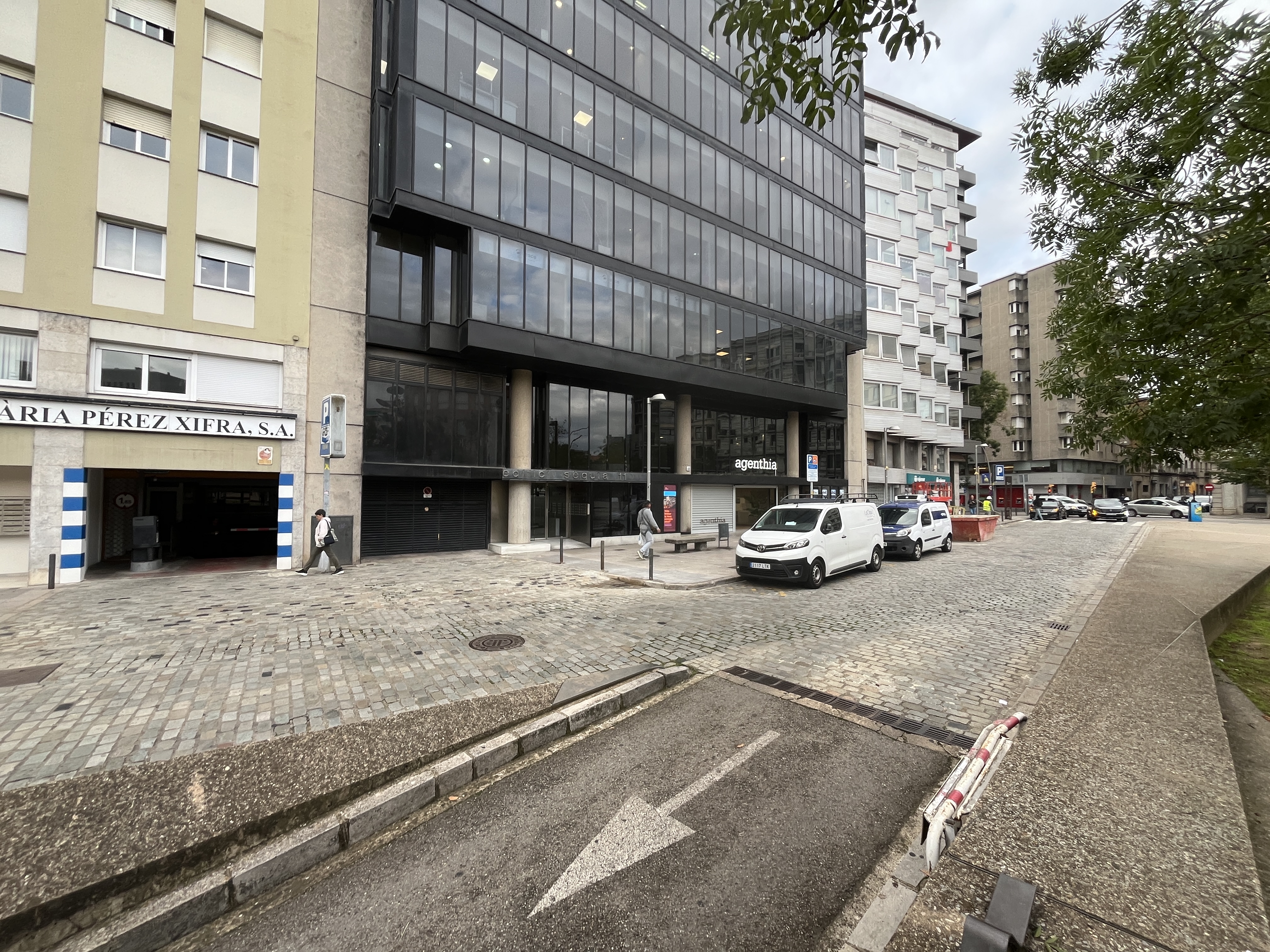 parquing en girona · girona-centre 50€