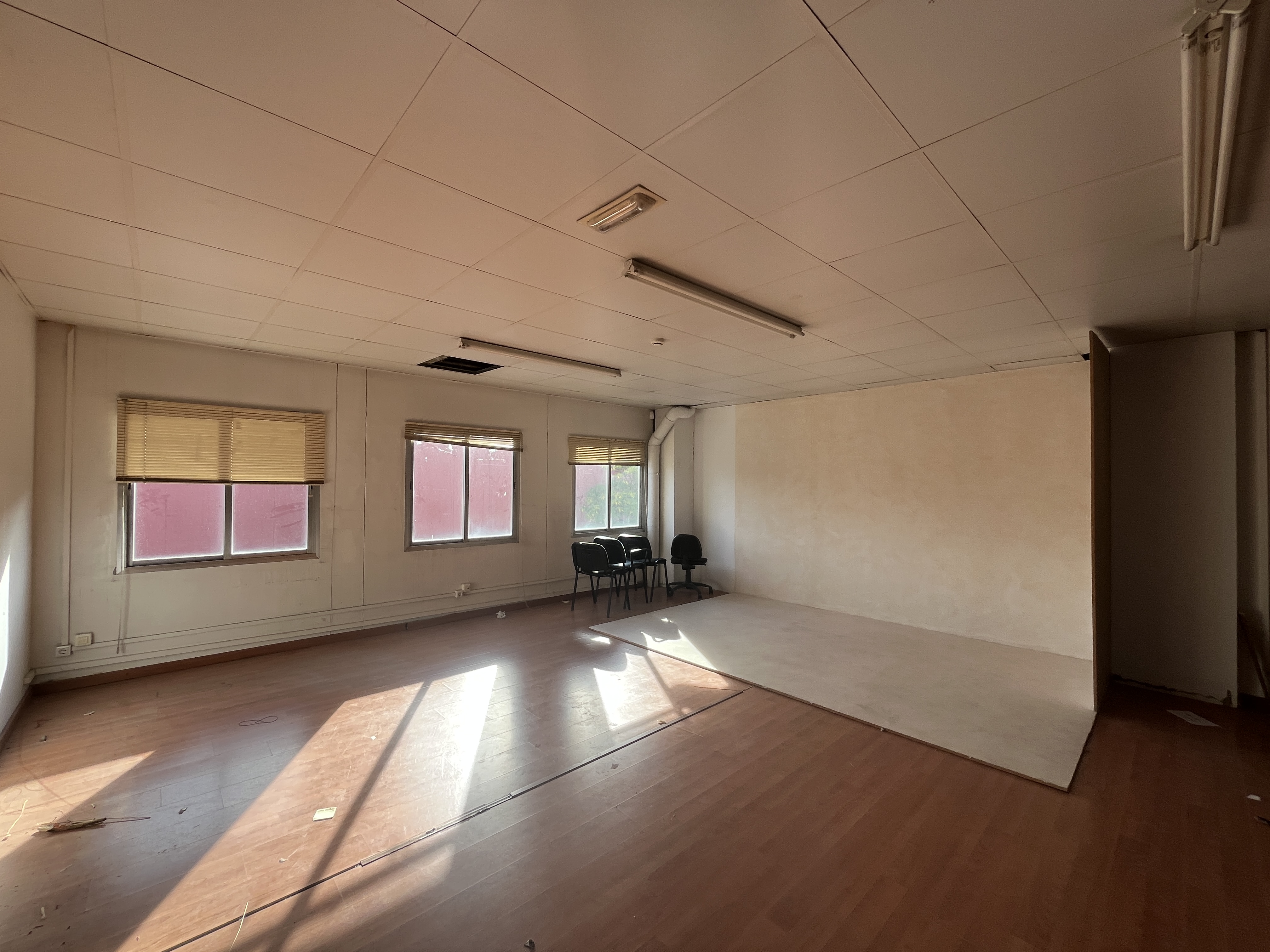 nau-industrial en girona · mas-xirgu 9900€