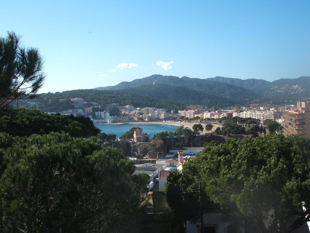 terrenys en sant-feliu-de-guixols · platja-sant-pol 670000€