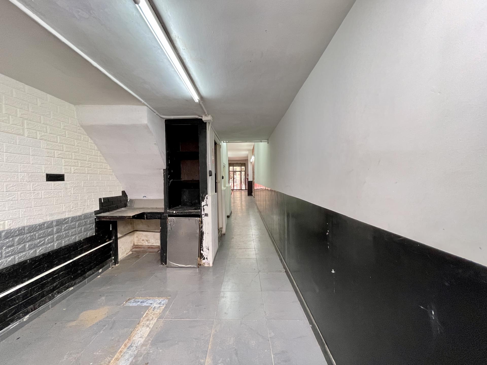 Commercial for sale in Barcelona Eixample / Nova Esquerra Eixample d'Entença