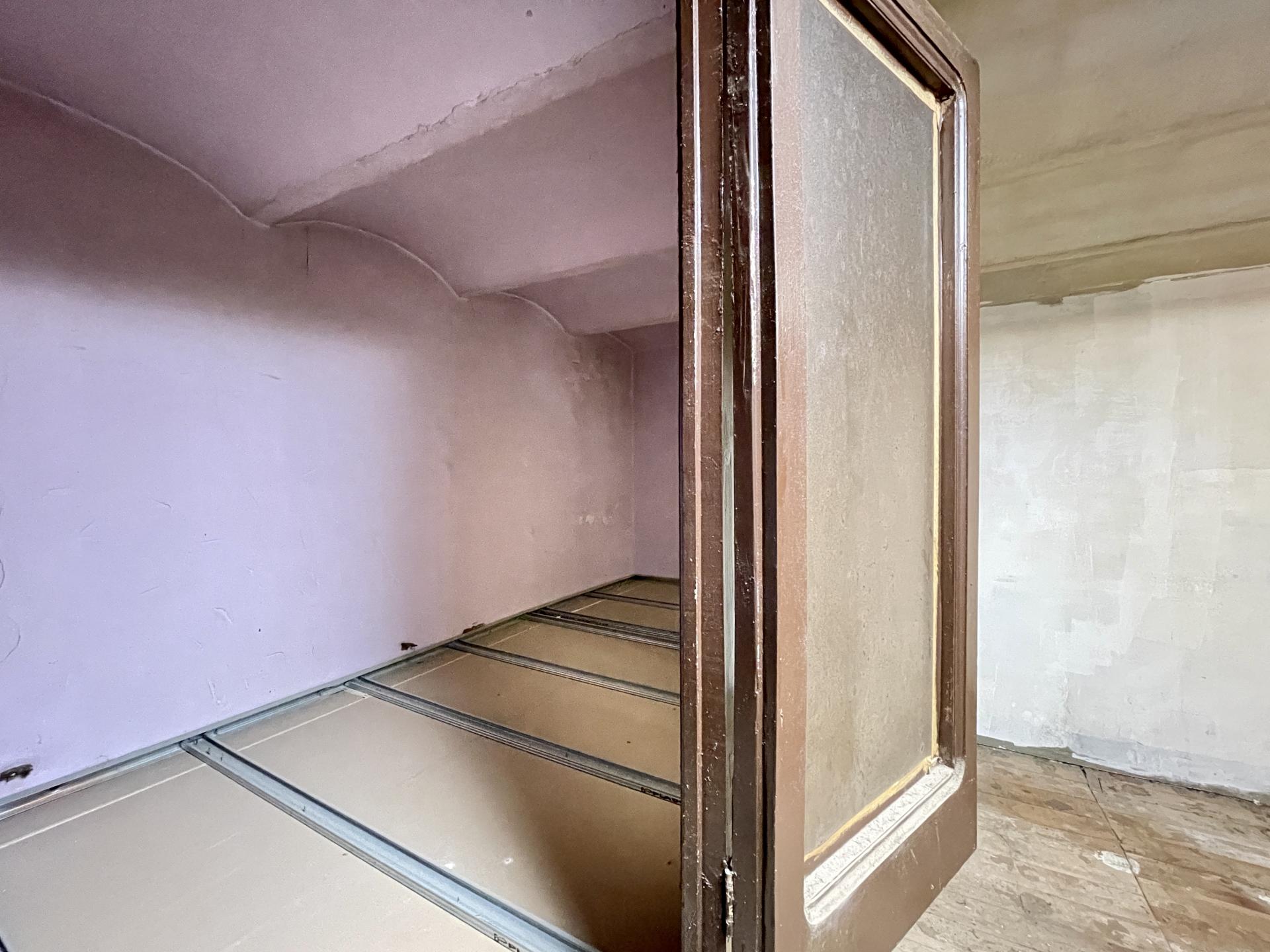 Commercial for sale in Barcelona Eixample / Nova Esquerra Eixample d'Entença