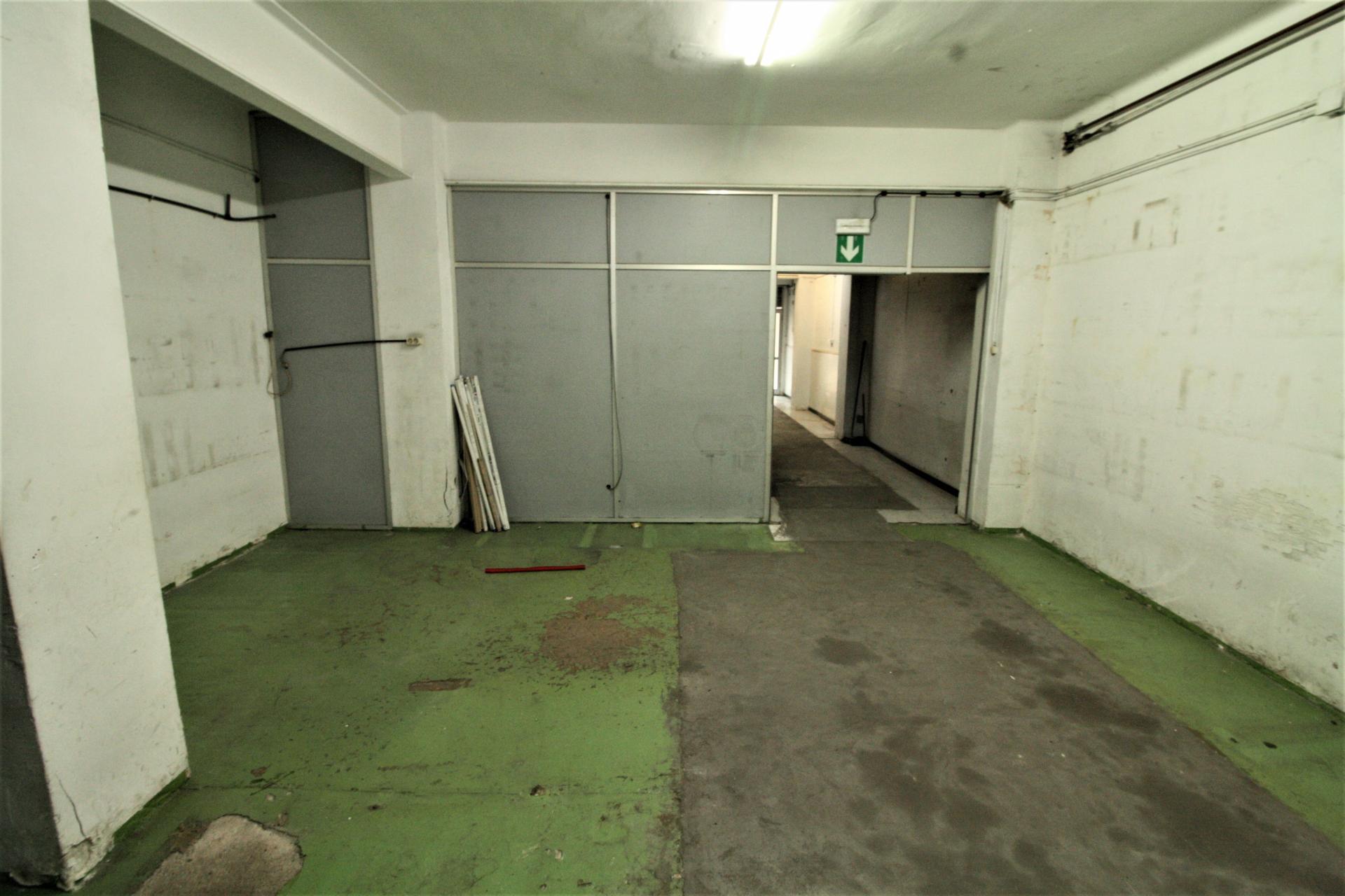 Local comercial en venta en Barcelona Sant Martí / El Camp de l'Arpa de Trinxant