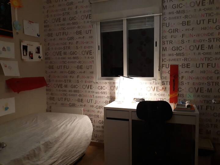 Detached house à vendre à Castelldefels Can Roca dels Faigs