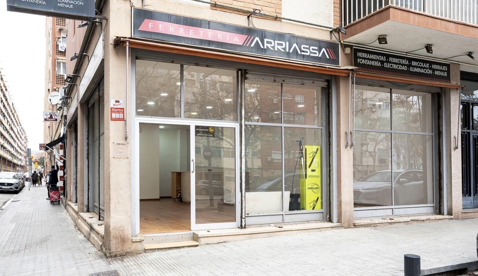 Commercial for sale in Barcelona Sant Martí del Camp Arriassa