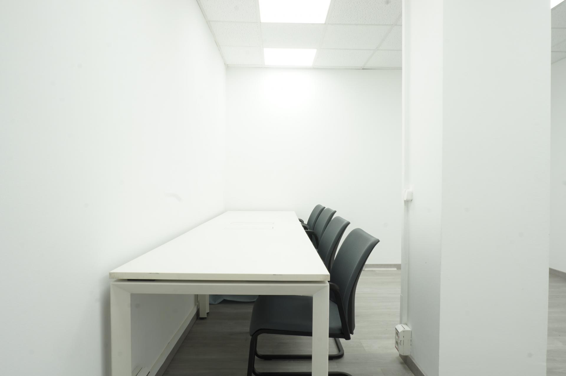 Office à vendre à Barcelona Nou Barris Verdum