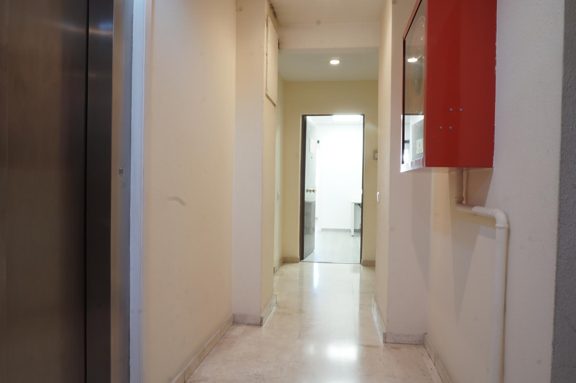 Office à vendre à Barcelona Nou Barris Verdum