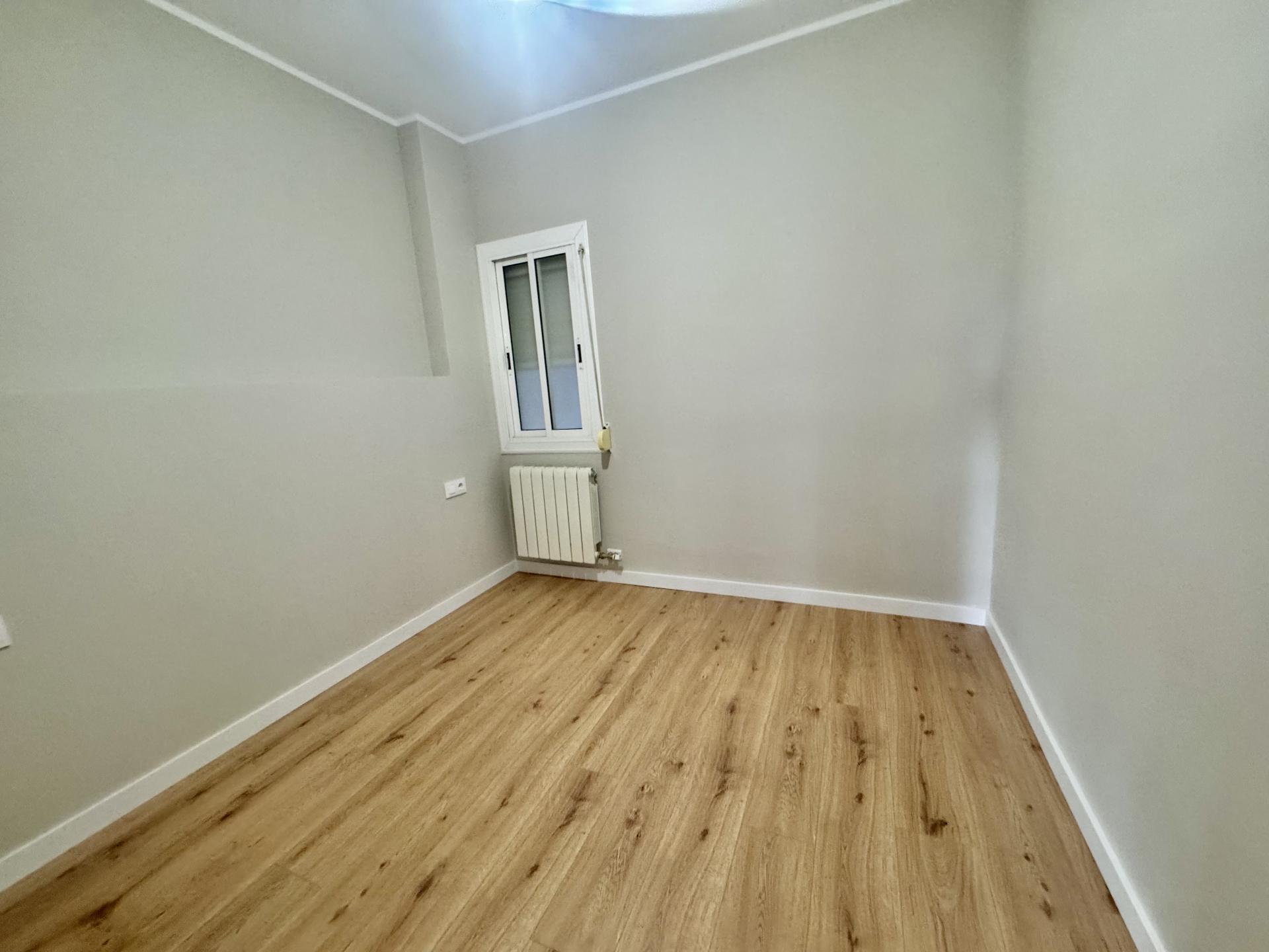 Apartment for sale in Barcelona Eixample / Sagrada Família de los Castillejos