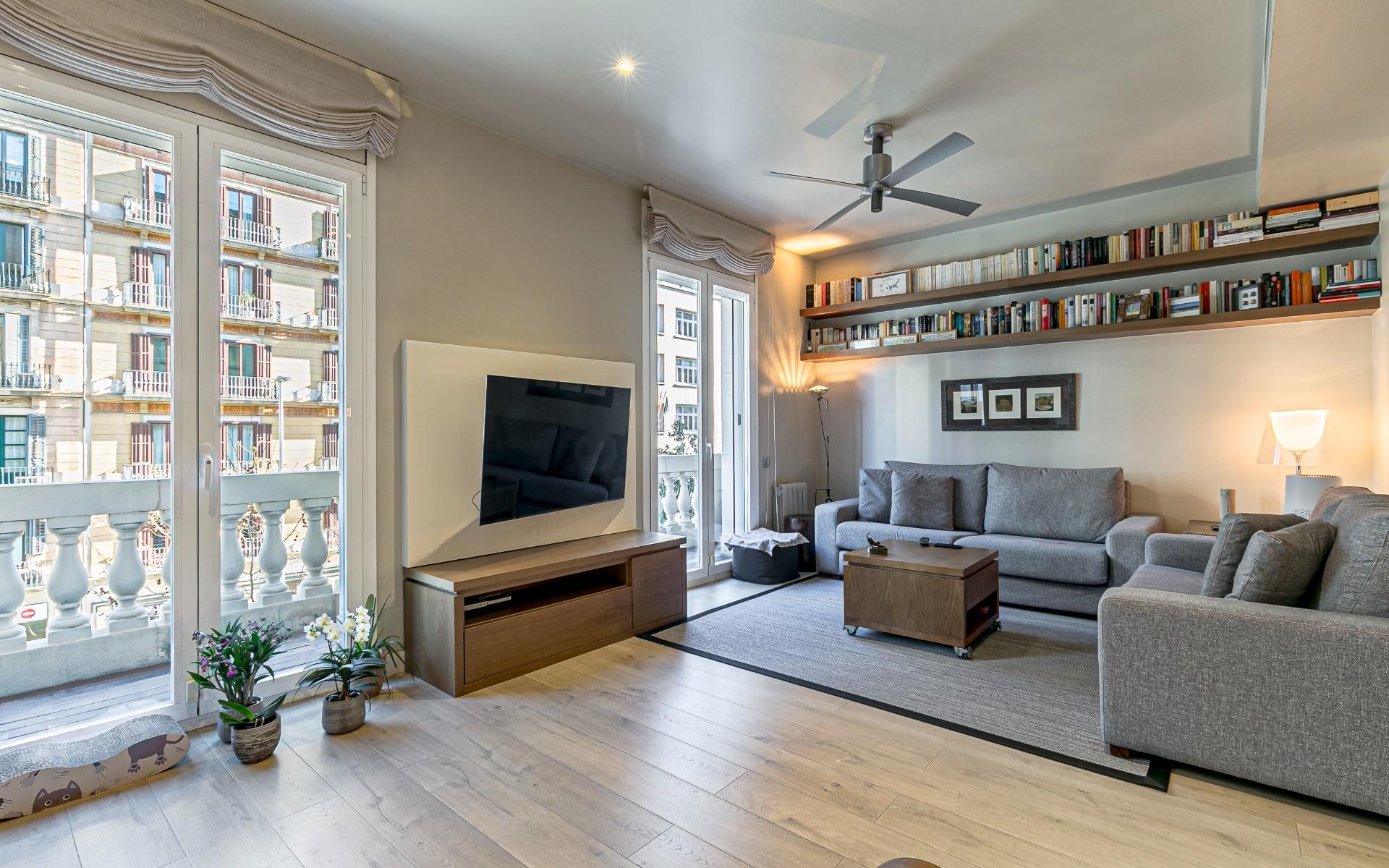 Piso en venta en Barcelona Eixample / Antiga Esquerra Eixample d'Aragó