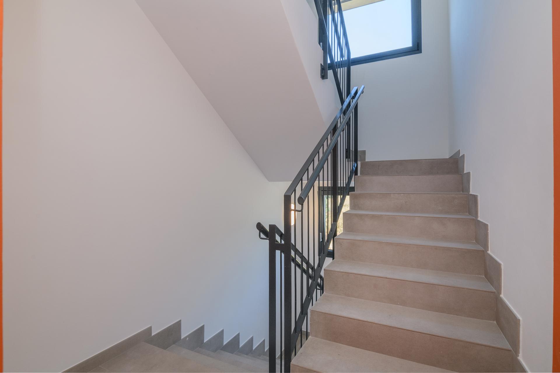 property_image_17