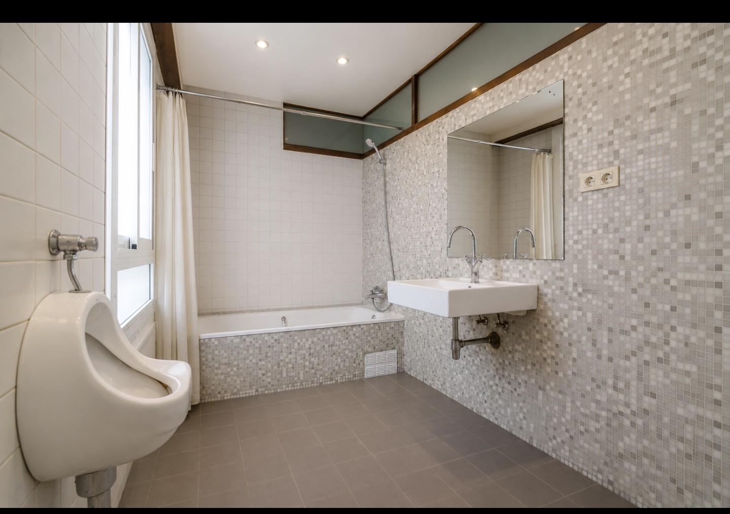 property_image_17